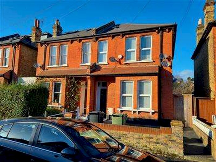 1 Bedroom Flat To Rent In Kingsmead Road, SW2