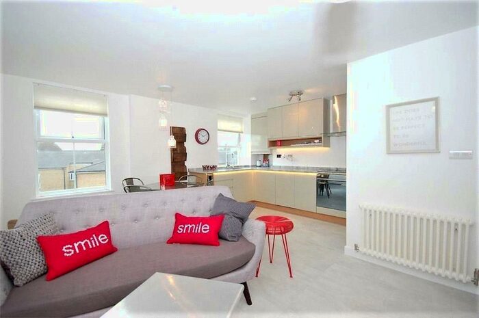 3 Bedroom Penthouse To Rent In Carlsson House, High Street, Willesden, London, NW10