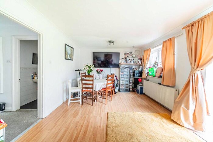 4 Bedroom Semi Detached House For Sale In Morley Crescent West, Stanmore, HA7