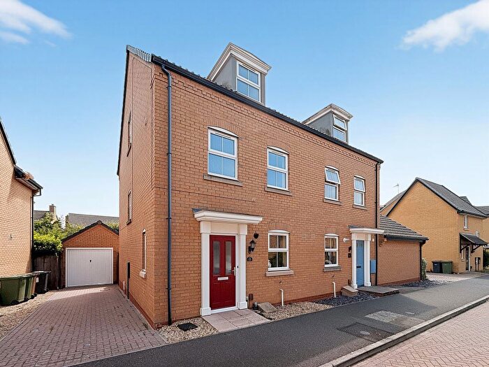 3 Bedroom Semi Detached House To Rent In Sprigs Road, Hampton Hargate, Peterborough, PE7
