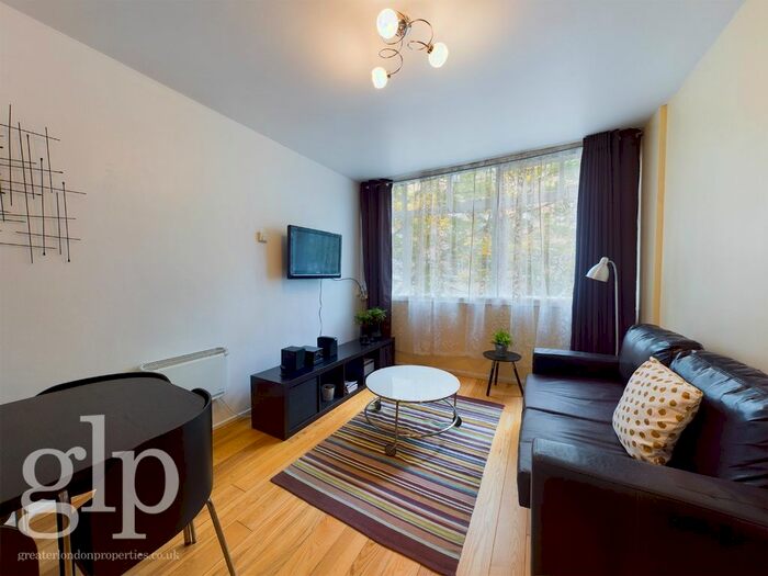 2 Bedroom Flat To Rent In Clare Court, Judd Street, Bloomsbury, London, WC1H
