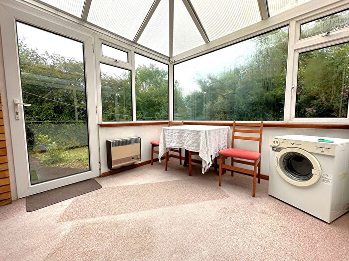 2 Bedroom Semi-Detached Bungalow For Sale In Belmont Close, Kingsteignton, Newton Abbot, TQ12