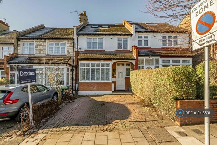 4 Bedroom Terraced House To Rent In Woodgrange Avenue, London, N12