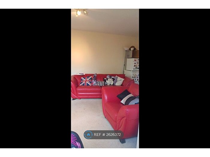1 Bedroom Flat To Rent In Worthing, Worthing, BN14