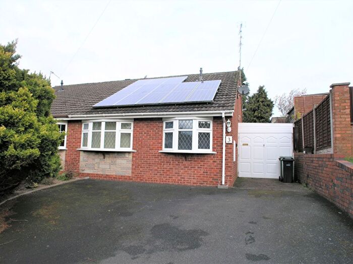 2 Bedroom Semi-detached House To Rent In Kerry Close, Brierley Hill, DY5