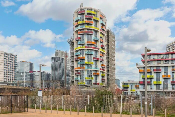 2 Bedroom Apartment To Rent In Warton Road, London, E15