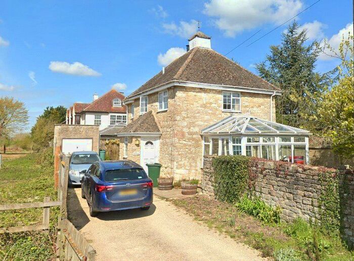 2 Bedroom Detached House To Rent In Merton, Bicester, OX25