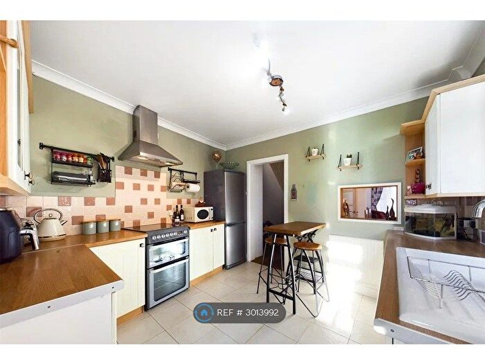 4 Bedroom End Terrace House To Rent In Nelson Road, Harwich, CO12