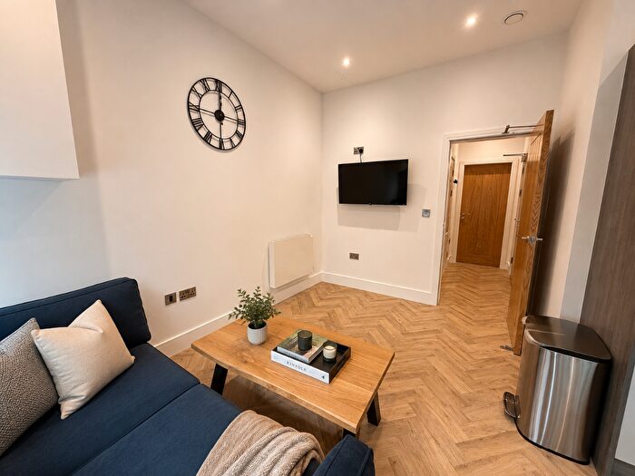 1 Bedroom Flat To Rent In Corporation Street, Coventry, CV1