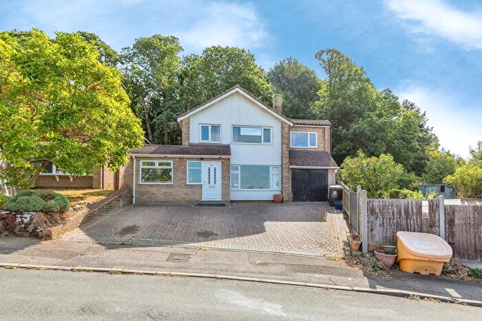 6 Bedroom Detached House For Sale In Primrose Drive, Ditton, Aylesford, Kent, ME20