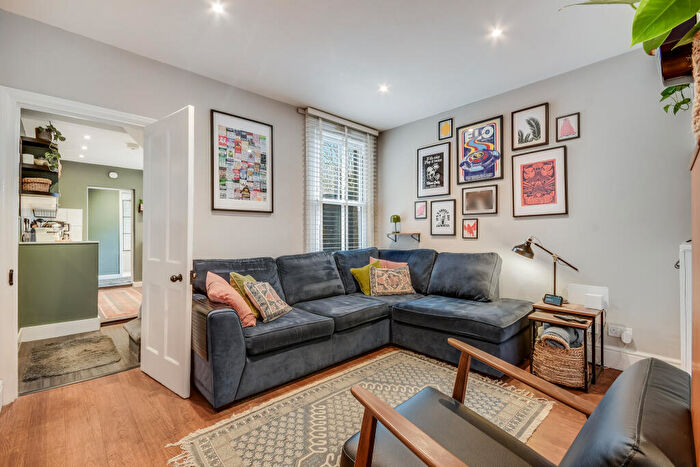 3 Bedroom Semi-Detached House For Sale In Navigation Road, Chelmsford, CM2