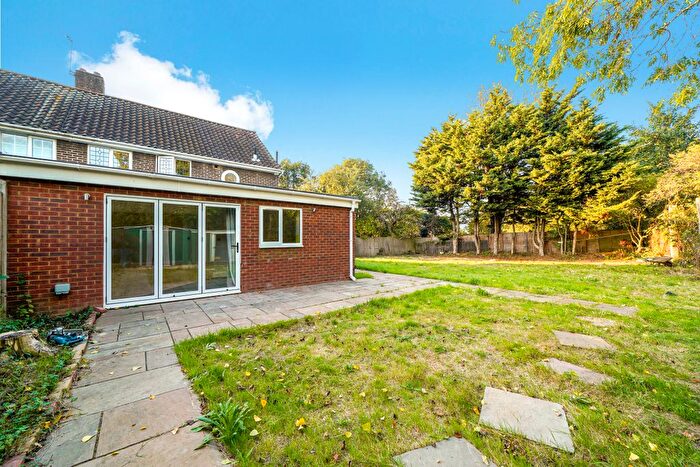 5 Bedroom Semi Detached House To Rent In Moyne Place, Park Royal, NW10