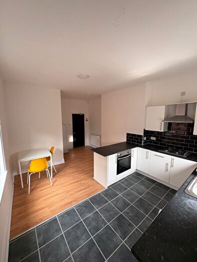 2 Bedroom Flat To Rent In Rothbury Terrace, Heaton, Newcastle Upon Tyne, NE6