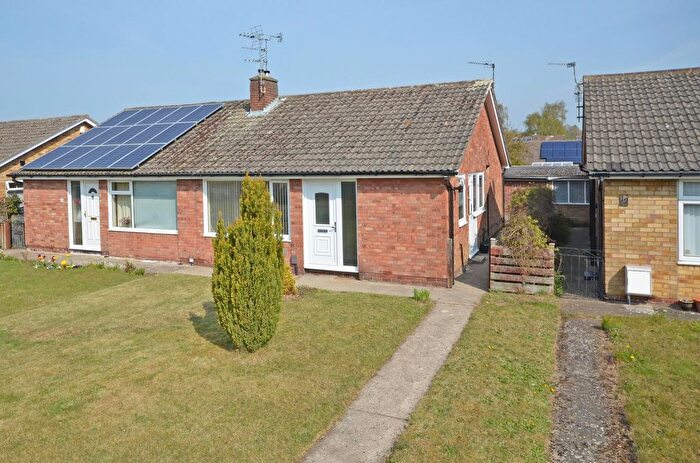 2 Bedroom Bungalow To Rent In Stones Close, York, North Yorkshire, YO24