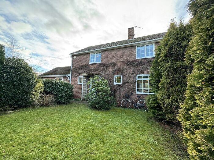 4 Bedroom Semi-Detached House For Sale In Lower Almondsbury, Nr Bristol, BS32