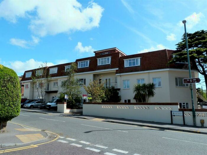 Flat To Rent In Sea Road, Boscombe, BH5