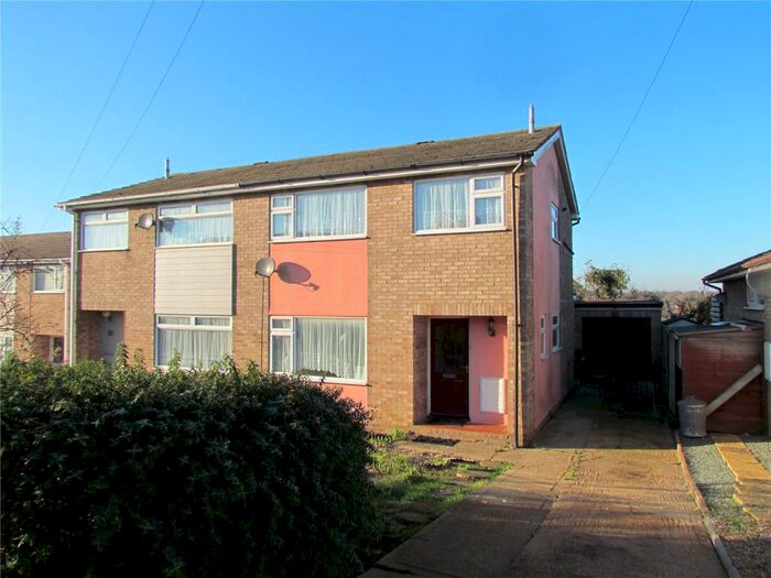 3 Bedroom Semi-Detached House To Rent In Briardale Avenue, Dovercourt, Harwich, Essex, CO12