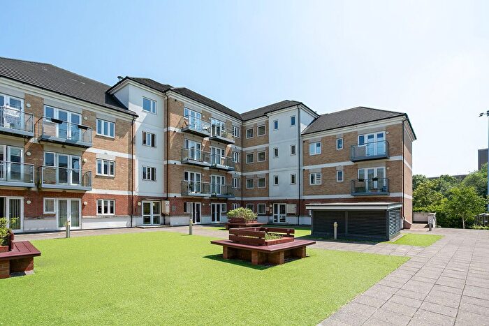 1 Bedroom Flat To Rent In Hales Close, Ley Farm Close, Watford, WD25
