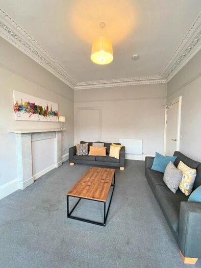 5 Bedroom Flat To Rent In Lauriston Gardens, Tollcross, Edinburgh, EH3
