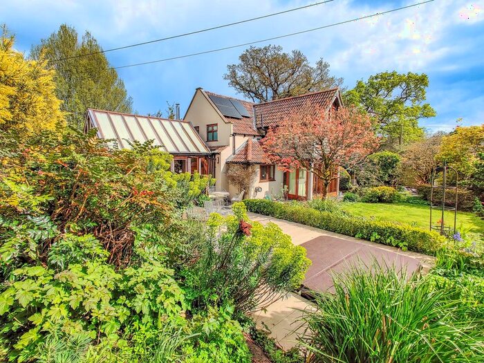 3 Bedroom Detached House For Sale In Coach Hill Lane, Burley, Ringwood, BH24