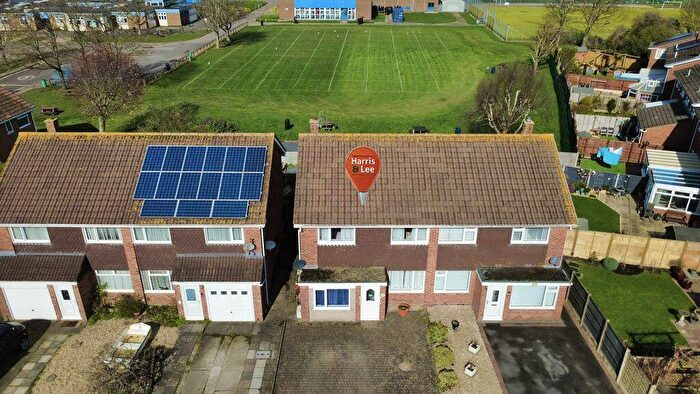 3 Bedroom Semi-Detached House For Sale In Teal Close, Worle - Garage Conversion & Lift, BS22