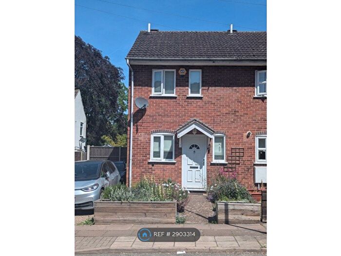 2 Bedroom Terraced House To Rent In Lansdowne Road, Leicester, LE2