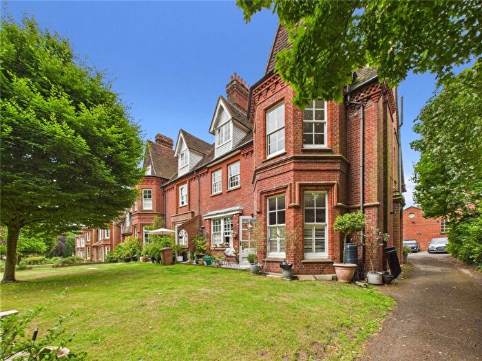 2 Bedroom Apartment For Sale In Henley Road, Ipswich, IP1