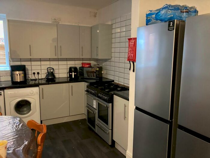 1 Bedroom House To Rent In Burgess Road, Southampton, SO16