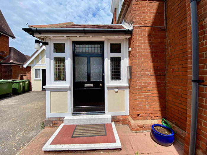 1 Bedroom Apartment For Sale In Haslemere, Victoria Road, Felixstowe, IP11