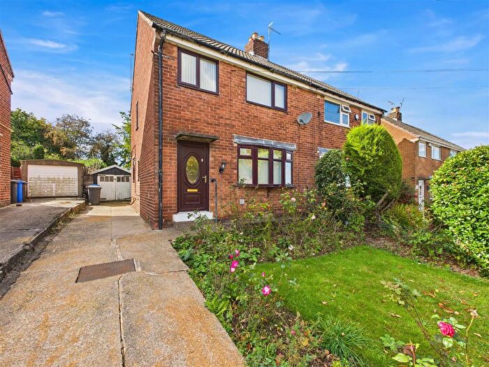 3 Bedroom Semi-Detached House For Sale In Quarry Vale Road, Sheffield, S12