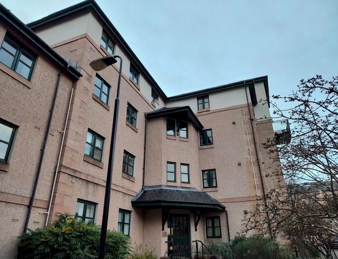 2 Bedroom Flat To Rent In South Gray Street, Edinburgh, Midlothian, EH9