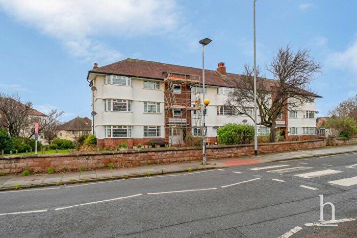 2 Bedroom Apartment To Rent In Sandy Lane, West Kirby, Wirral, CH48