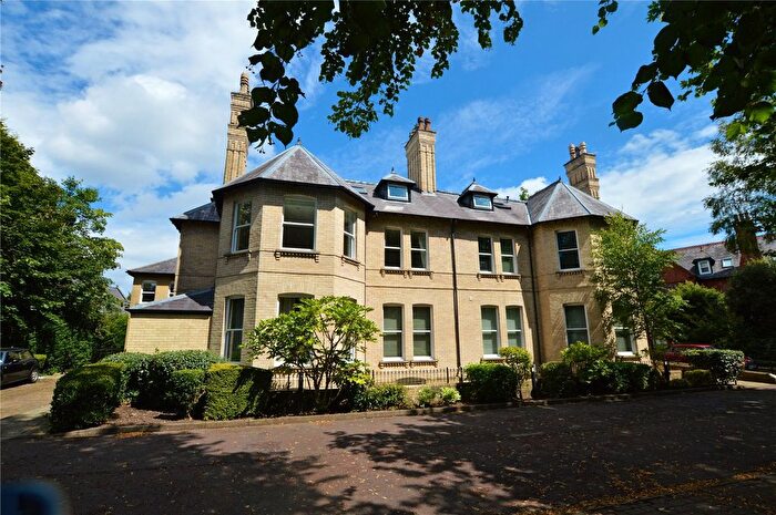 2 Bedroom Flat To Rent In Cavendish Road, Bowdon, Altrincham, Cheshire, WA14