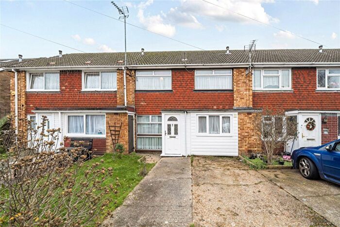 4 Bedroom Terraced House For Sale In Tilbury Close, Orpington, BR5