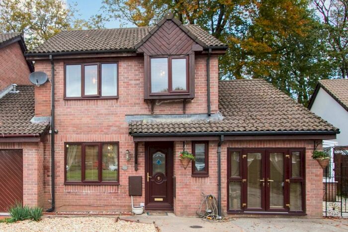 3 Bedroom Detached House To Rent In The Grove, Glyncoch, Pontypridd, CF37