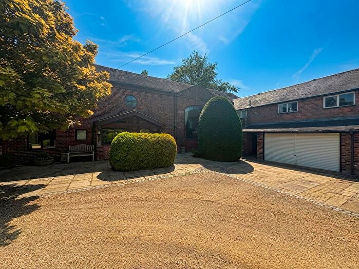 4 Bedroom Mews For Sale In Davenport, Congleton, CW12