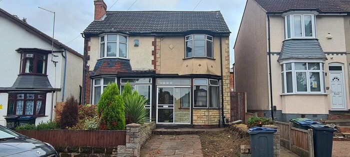 3 Bedroom Semi-Detached House To Rent In Marsh Lane, Erdington, B23