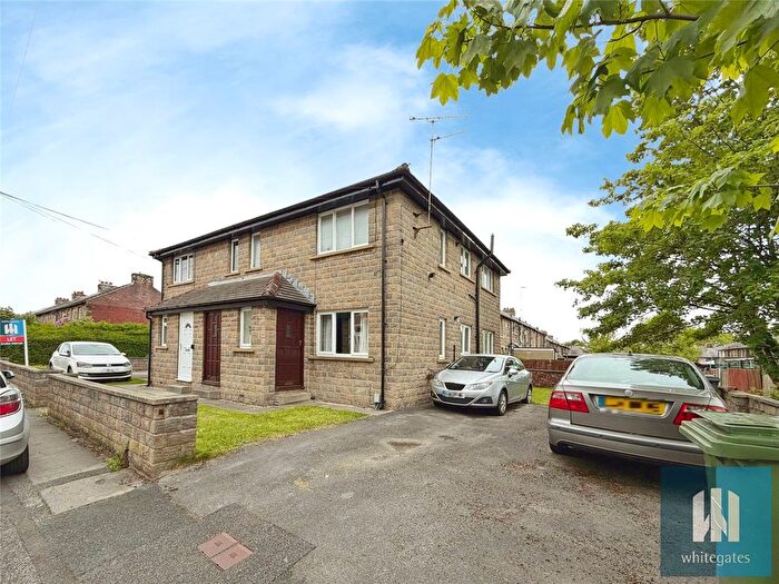1 Bedroom Flat To Rent In Birkhouse Lane, Moldgreen, Huddersfield, HD5
