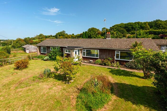 3 Bedroom Detached Bungalow For Sale In Boyke Lane, Rhodes Minnis, CT4