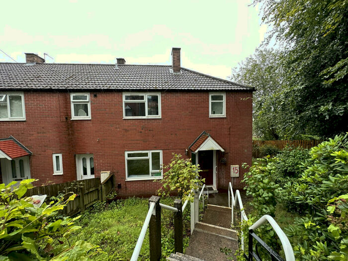 3 Bedroom Terraced House To Rent In Woodnook Close, Leeds, West Yorkshire, LS16