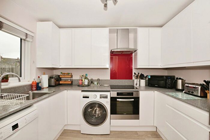 2 Bedroom End Of Terrace House For Sale In Bushy Royds, Ashford, Kent, TN24