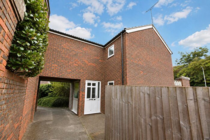 4 Bedroom Terraced House For Sale In Meadow Way, Leighton Buzzard, LU7
