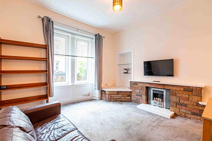 1 Bedroom Flat To Rent In Caledonian Place, Edinburgh, EH11