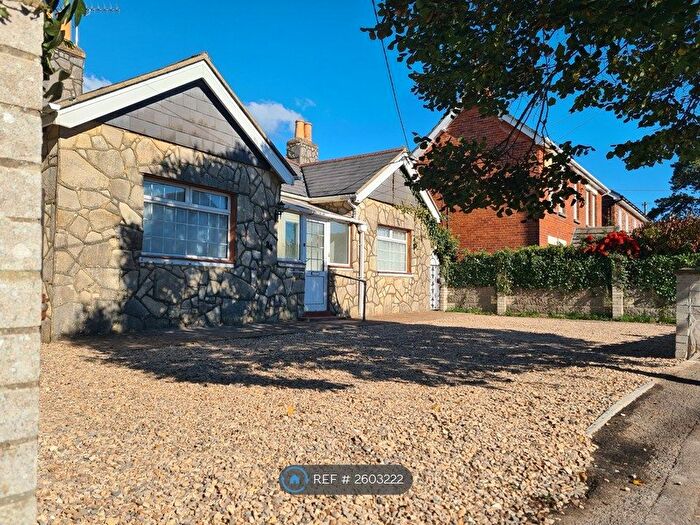 2 Bedroom Bungalow To Rent In Glenville Road, Walkford, Christchurch, BH23