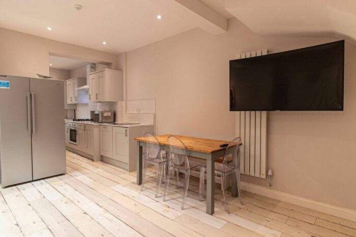 7 Bedroom Property To Rent In Langton Road, Liverpool, L15