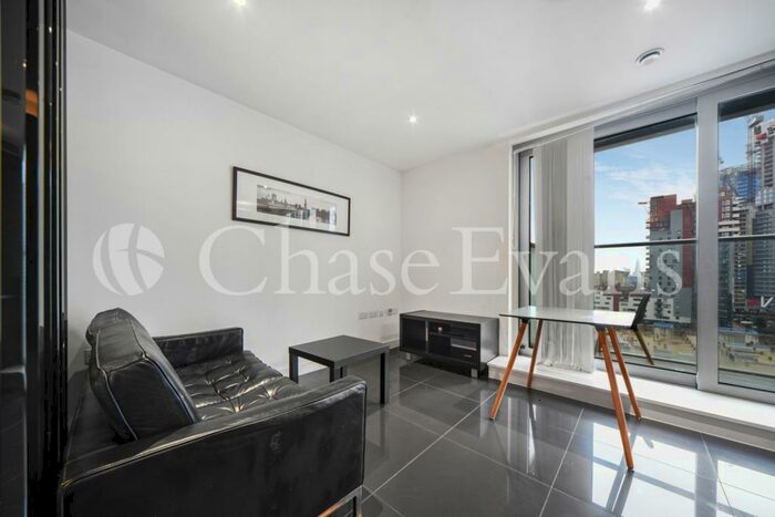 Studio To Rent In West Tower, Pan Peninsula, Canary Wharf, E14
