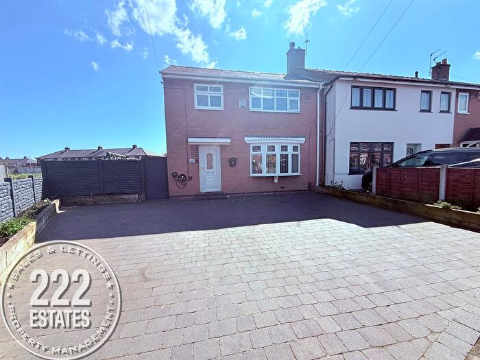 3 Bedroom End Terrace House For Sale In Patterdale Avenue, Warrington, WA2