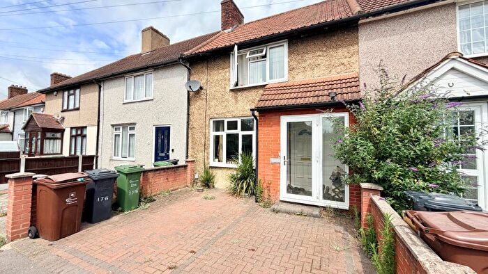 3 Bedroom House To Rent In Fanshawe Crescent, Dagenham, RM9