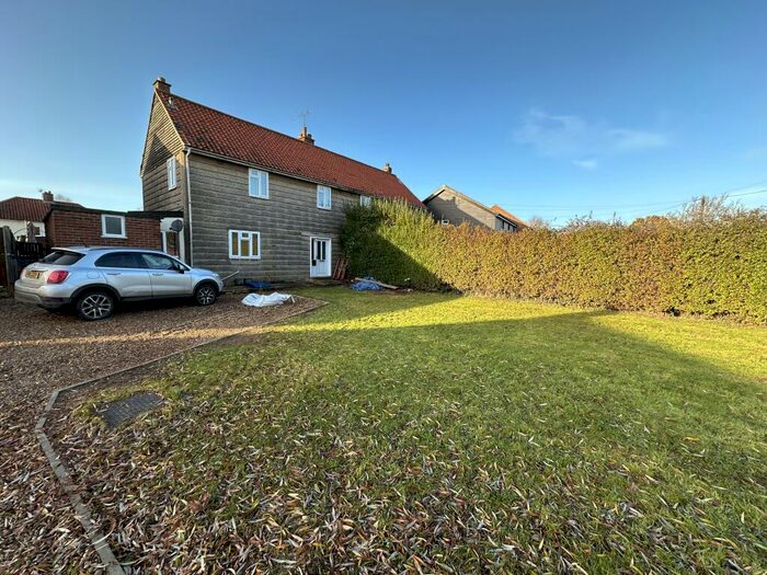 3 Bedroom House To Rent In Sutton Crescent, Freethorpe, Norwich, NR13