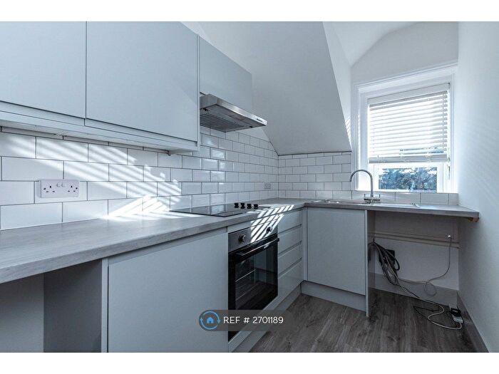 1 Bedroom Flat To Rent In Christchurch Road, Bournemouth, BH7